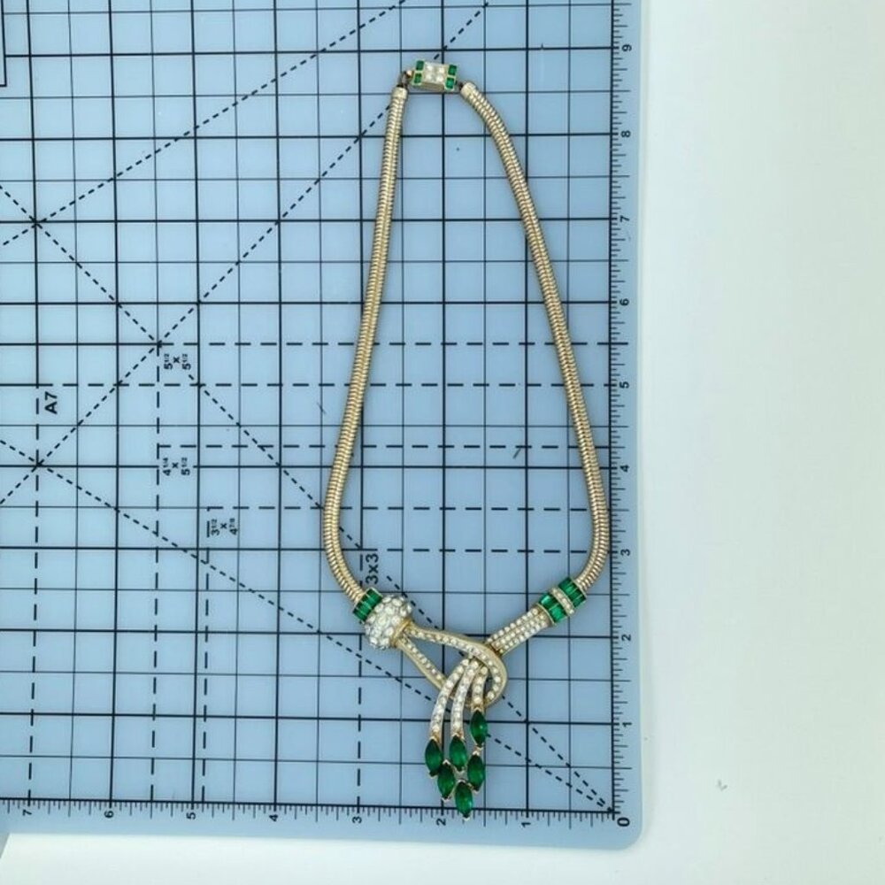Vintage Signed Coro Emerald Rhinestone Spray Necklace Choker Mid Century Jewelry - Picture 9 of 10